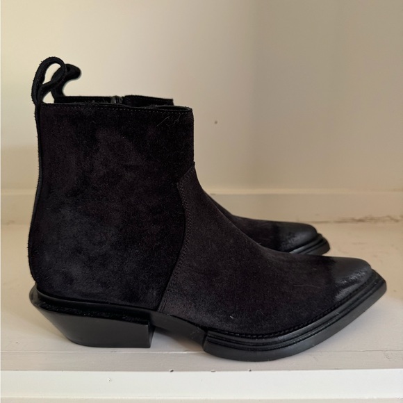 Balenciaga Boots - Picture 1 of 5